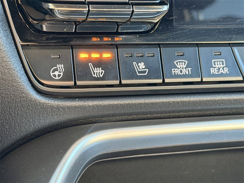 Certified 2025 MAZDA CX-70 3.3 Turbo S w/ Premium Package image 25