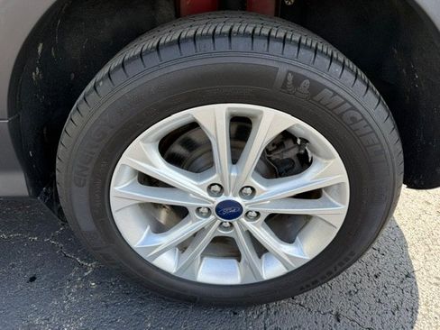Used 2017 Ford Escape SE AWD/4WD image 7