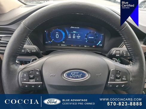 Certified 2020 Ford Escape Titanium AWD/4WD image 21