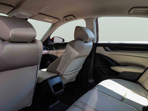 Used 2019 Honda Accord LX image 21