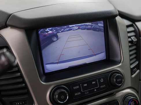 Used 2018 GMC Yukon Denali w/ Denali Ultimate Package image 17