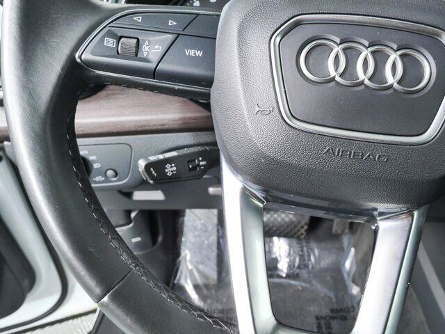Used 2024 Audi Q5 2.0T Premium w/ Convenience Package AWD/4WD image 9