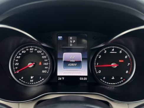 Used 2018 Mercedes-Benz GLC 300 4MATIC image 18