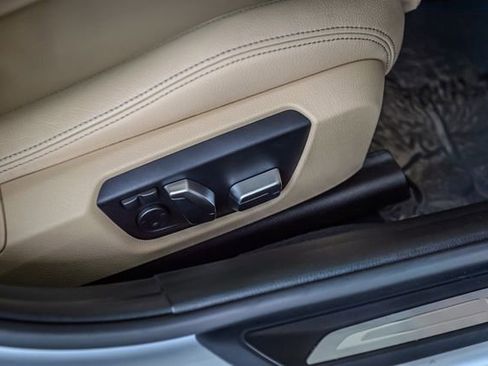 Used 2017 BMW 340i xDrive Sedan image 48