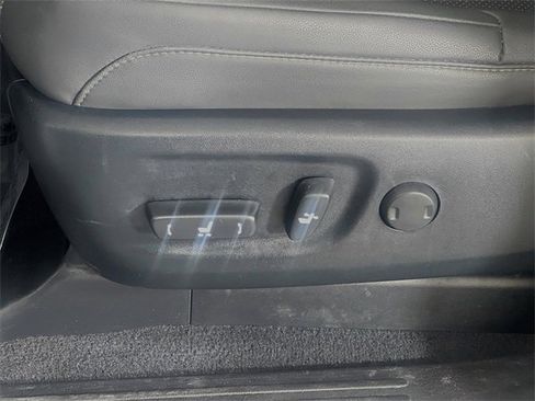 Used 2023 Lexus GX 460 Premium image 12