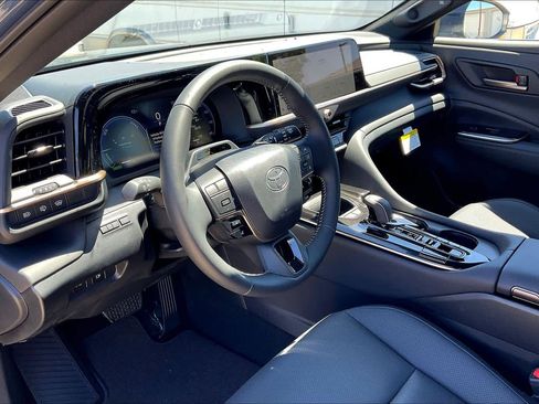 New 2026 Toyota Crown Signia AWD/4WD image 8