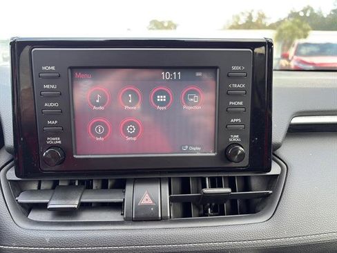 Used 2019 Toyota RAV4 LE image 19