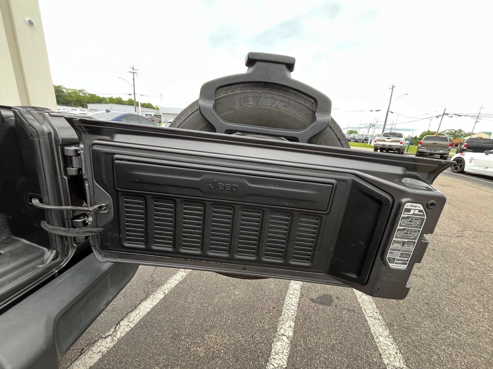 Used 2020 Jeep Wrangler Unlimited Sport S AWD/4WD image 11