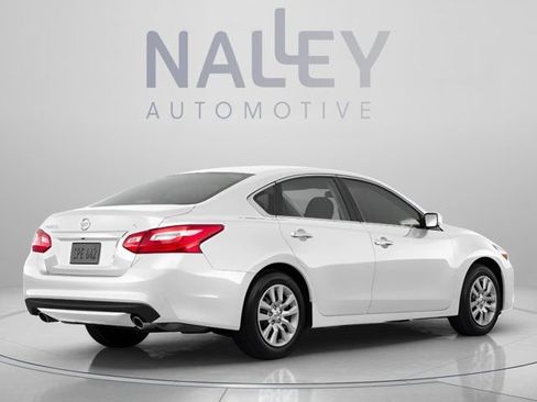 Used 2017 Nissan Altima 2.5 S w/ Power Driver Seat Package FWD image 3