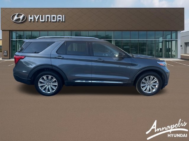 Used 2022 Ford Explorer Limited w/ Equipment Group 301A AWD/4WD image 6