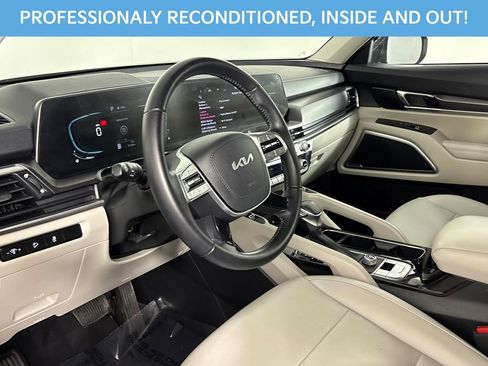 Certified 2024 Kia Telluride S w/ S Sunroof Package image 7
