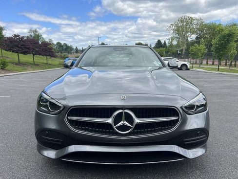 Used 2022 Mercedes-Benz C 300 4MATIC Sedan image 3