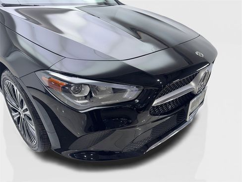 Used 2023 Mercedes-Benz CLA 250 4MATIC w/ Premium Package image 17