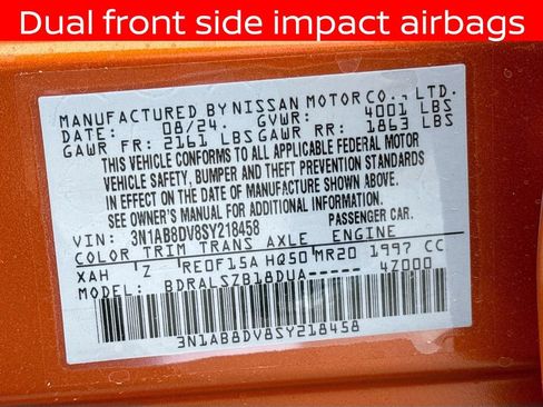 Used 2025 Nissan Sentra SR w/ SR Premium Package FWD image 30