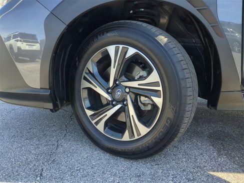 Certified 2024 Subaru Crosstrek 2.0i Premium image 32