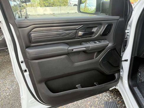 Used 2026 RAM 1500 Limited AWD/4WD image 22