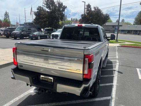 Used 2025 Ford F350 Platinum w/ Platinum Plus Package AWD/4WD image 17