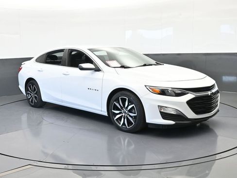 Used 2023 Chevrolet Malibu RS image 8