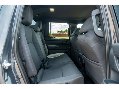 Used 2025 Toyota Tacoma SR AWD/4WD image 15