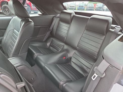 Used 2010 Ford Mustang GT Premium RWD image 9