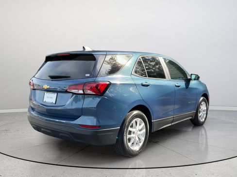 Certified 2024 Chevrolet Equinox LS w/ LS Convenience Package FWD image 7