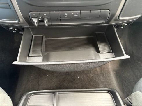 Used 2014 RAM 1500 Express AWD/4WD image 30