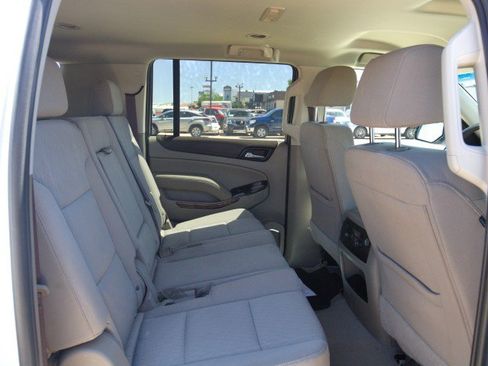 Used 2019 GMC Yukon XL SLE w/ HD Trailering Package AWD/4WD image 32