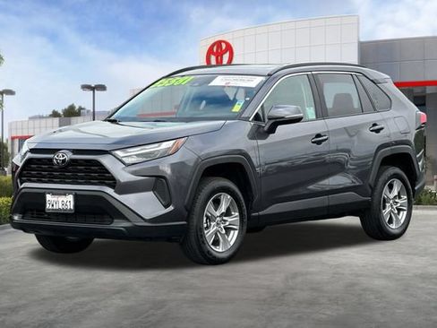 Certified 2025 Toyota RAV4 XLE w/ Convenience Package FWD image 10