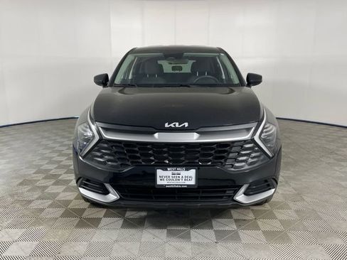 Certified 2025 Kia Sportage LX image 18