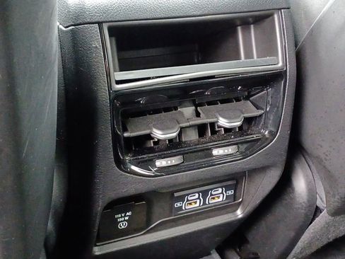 Used 2023 Jeep Grand Cherokee Altitude AWD/4WD image 33