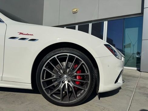 Certified 2022 Maserati Ghibli Modena Q4 image 10