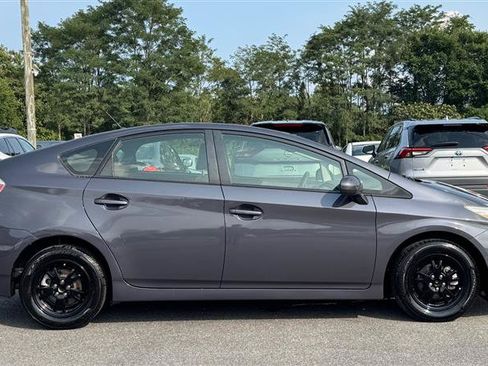 Used 2013 Toyota Prius Two FWD image 6