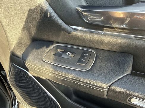 Used 2022 RAM 1500 Laramie image 30