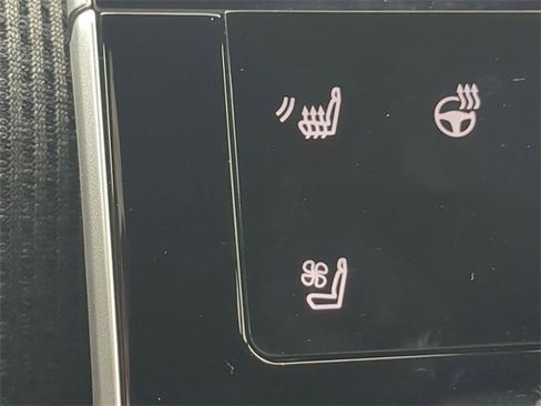 Certified 2024 Toyota bZ4X Limited image 23