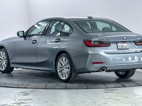 Used 2023 BMW 330i xDrive Sedan w/ Premium Package AWD/4WD image 6