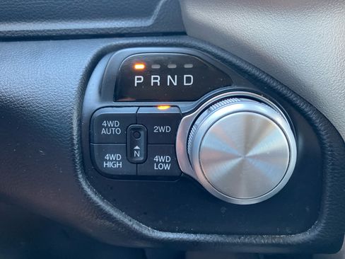 Used 2019 RAM 1500 Laramie AWD/4WD image 26