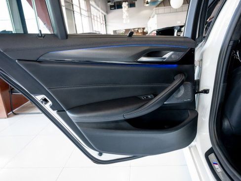 Used 2021 BMW M5 w/ Executive Package image 22