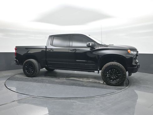 Used 2024 Chevrolet Silverado 1500 High Country w/ High Country Premium Package image 11