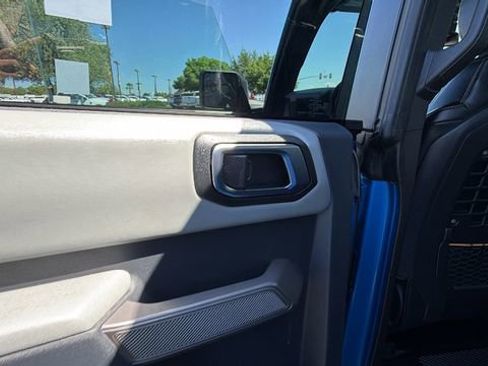 Used 2023 Ford Bronco Badlands w/ Sasquatch Package AWD/4WD image 15