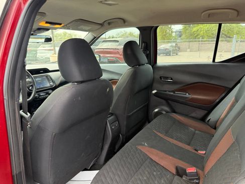 Certified 2022 Nissan Kicks SR FWD image 11