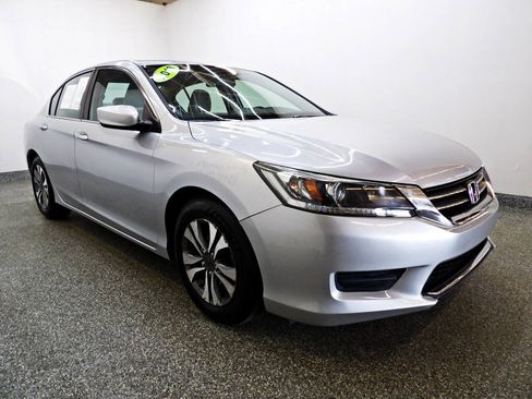 Used 2013 Honda Accord LX image 3