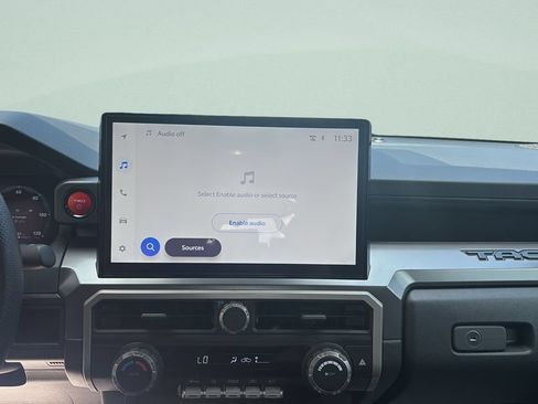 Used 2025 Toyota Tacoma TRD Off-Road AWD/4WD image 15
