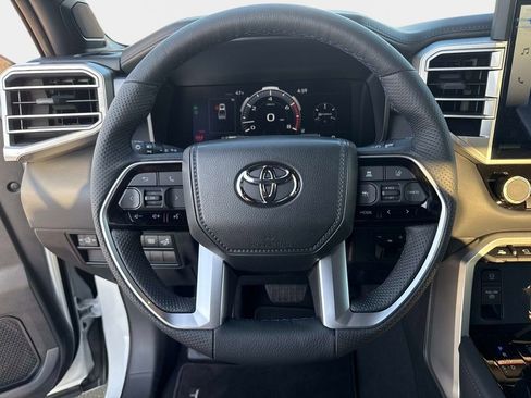 New 2025 Toyota Tundra Platinum image 29