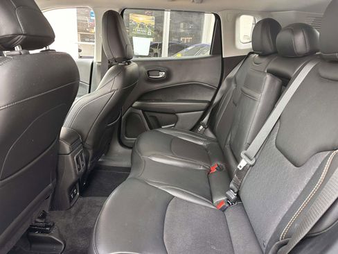 Used 2019 Jeep Compass Latitude image 17
