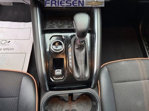 Used 2024 GMC Canyon AT4 w/ Canyon Safety Plus Package image 19