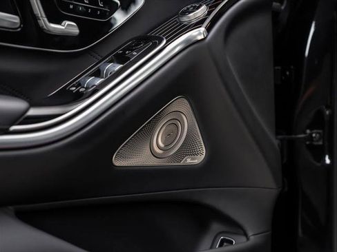 Used 2023 Mercedes-Benz Maybach S 680 4MATIC image 31