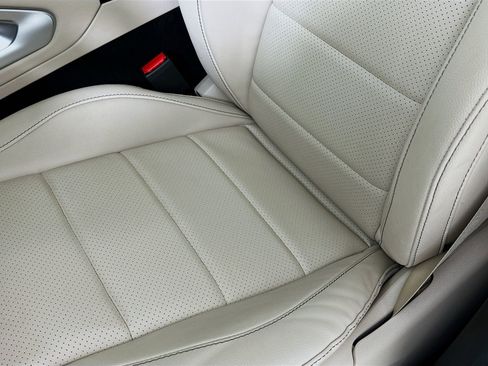 Used 2022 Mercedes-Benz GLE 350 image 21