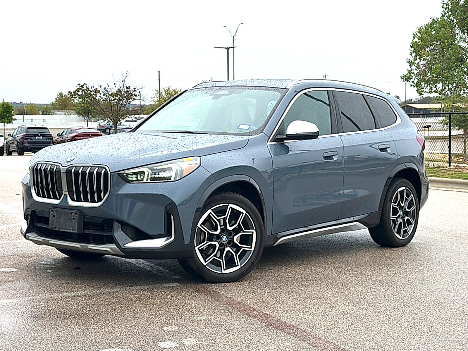 Used 2023 BMW X1 xDrive28i w/ Convenience Package AWD/4WD image 2