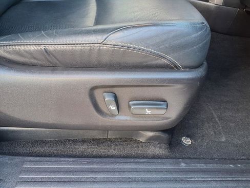 Used 2016 Toyota 4Runner Limited image 10