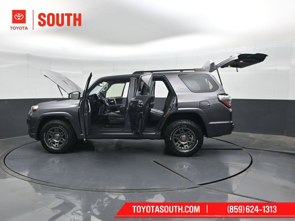 Used 2022 Toyota 4Runner TRD Sport w/ Technology Package AWD/4WD image 53